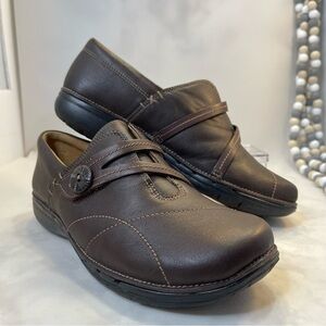 Clarks Unstructured Un.Esma Brown Leather Slip On Loafer Comfort Shoes 7W